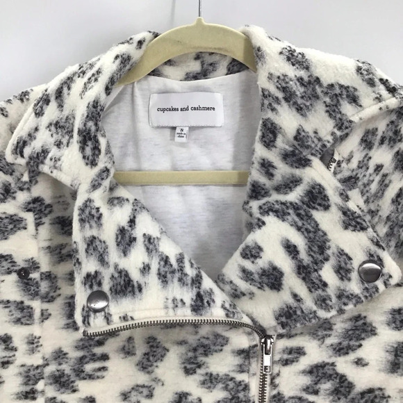 Cupcakes & Cashmere Braken Printed Full Zip Casual Moto Jacket/Shacket Size S - Picture 4 of 10